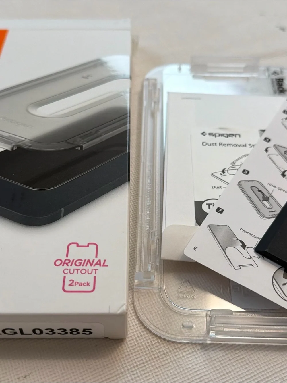 Spigen GlasTR EZ Fit Screen Protector Kit - Black & Clear